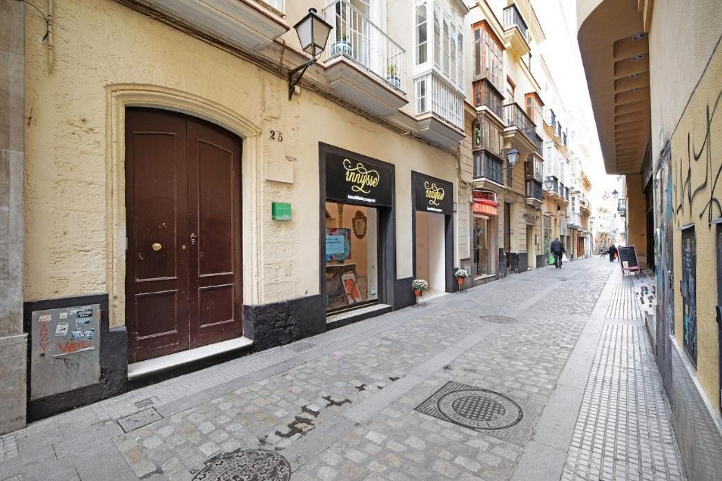 Precioso alojamiento en Cádiz junto al mercado Exterior foto